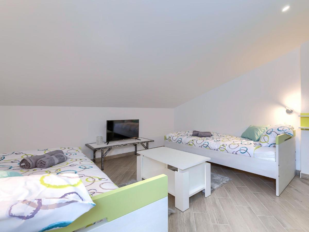 Apartment Joy By Interhome Pula Extérieur photo